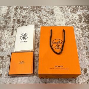 ✨ Authentic Hermès Box + Shopping Bag Set – Elevate Your Luxury Gift Game ✨